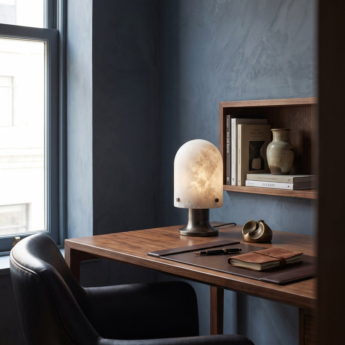 Quarzela - Lámpara de Mesa de Alabastro Natural con Base de Metal