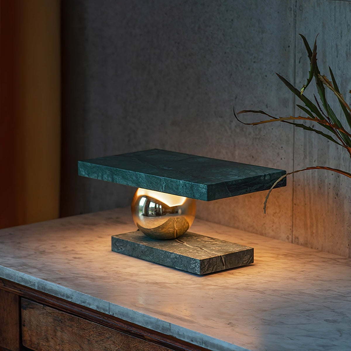 Lámpara de mesa de mármol Quasara – versión en mármol verde
