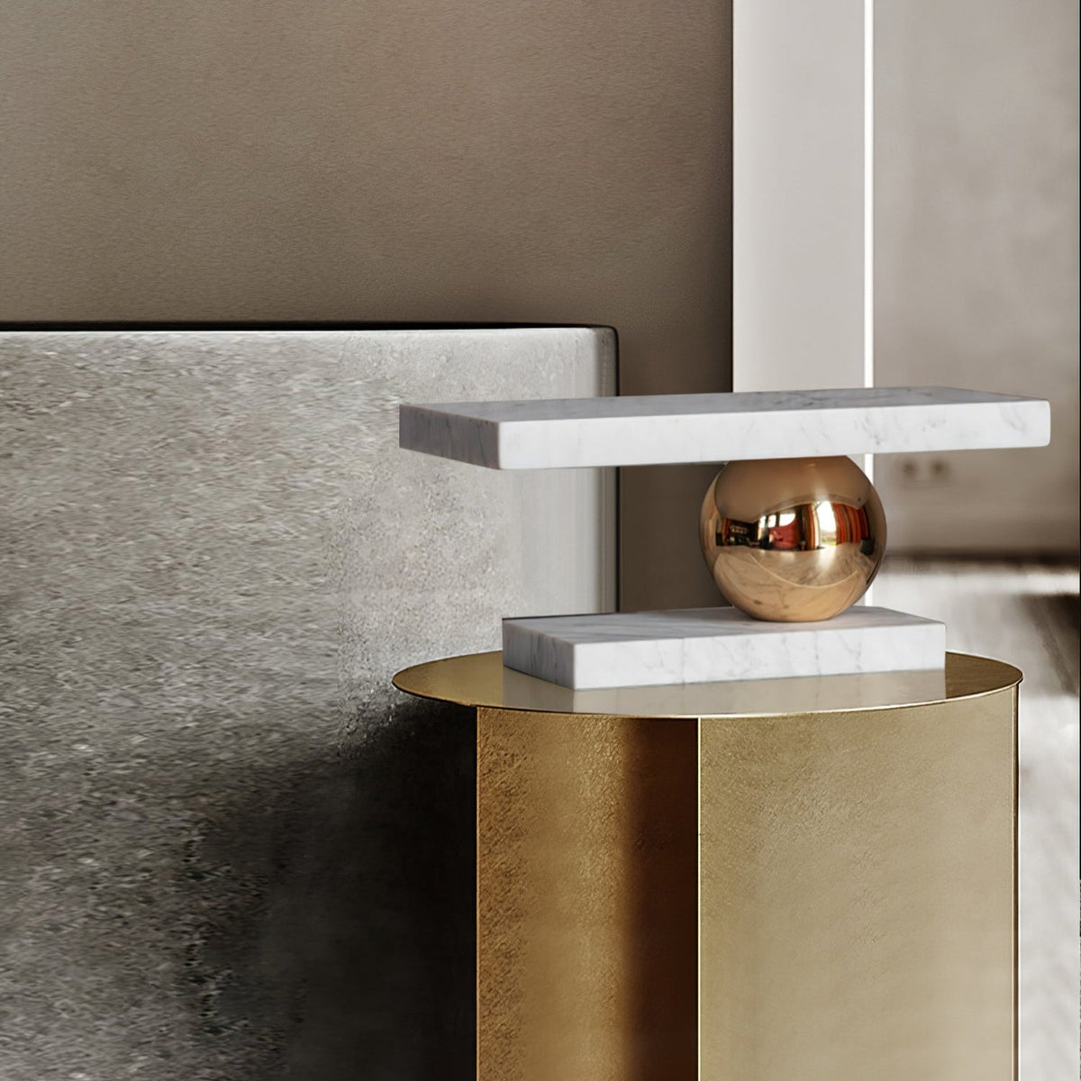 Lámpara de mesa de mármol Quasara sobre una mesa auxiliar – imagen 26