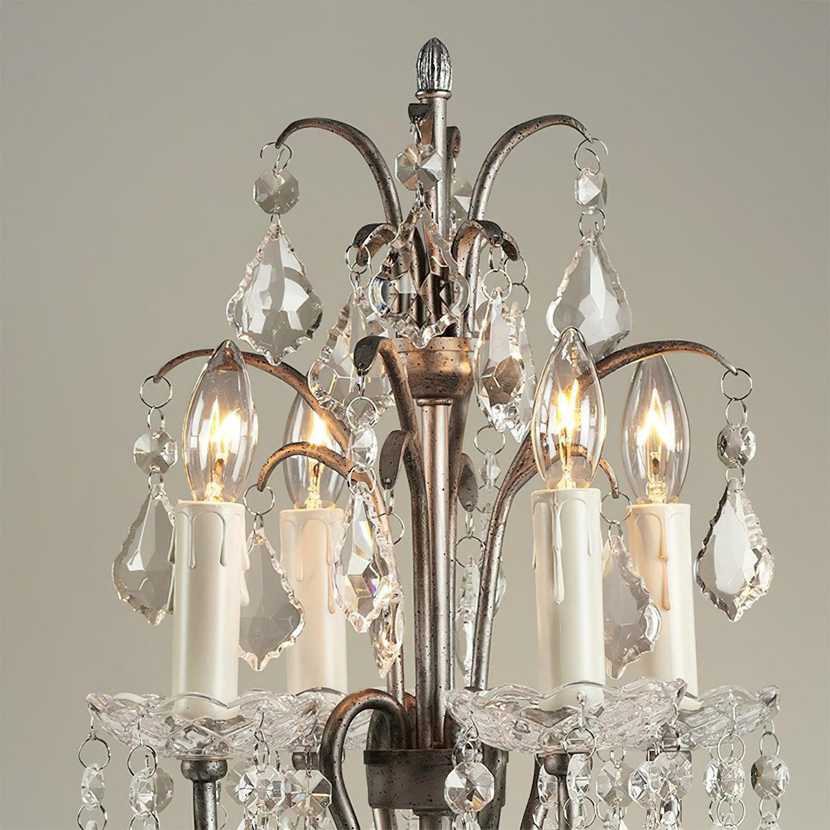 Lámpara de mesa de cristal Rocaya – detalle de los brazos y las velas