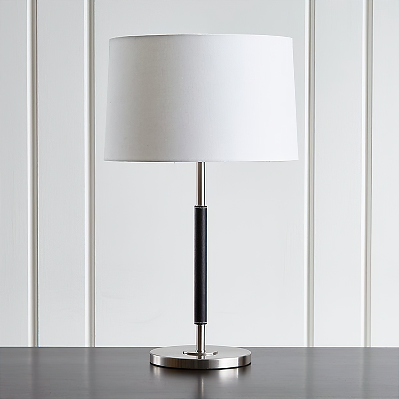 Lámpara de mesa Ruanel – con columna de piel negra, níquel y pantalla blanca