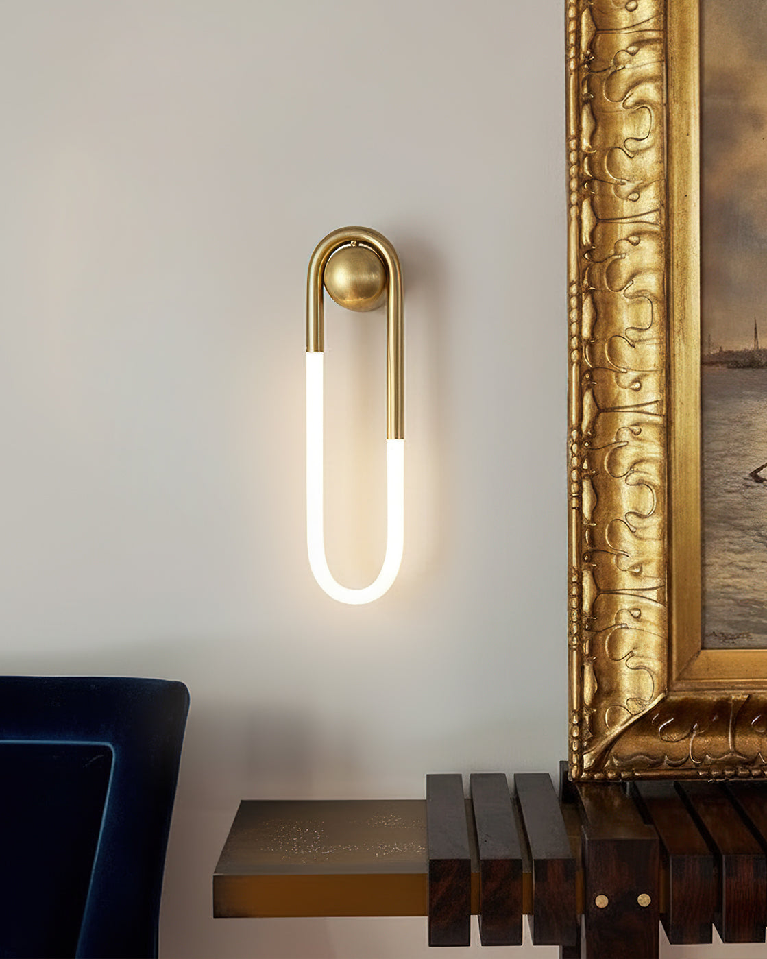 Aplique de pared LED Lazena en un salón contemporáneo – imagen 16