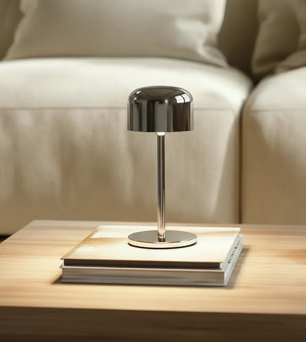 Lámpara de mesa recargable Rupela – vista principal