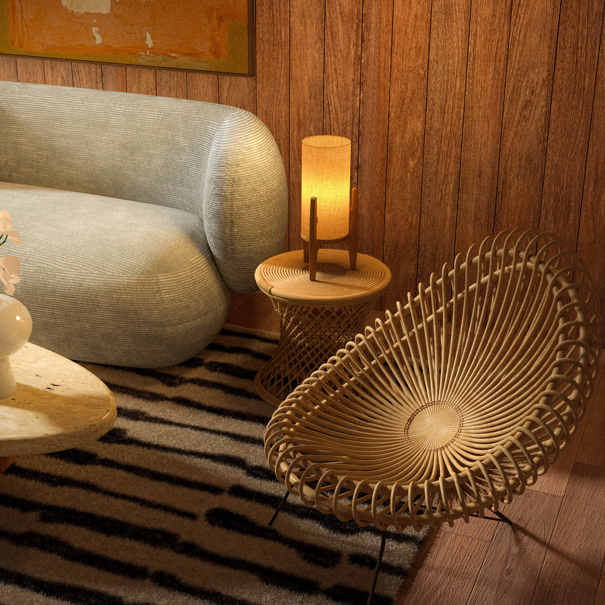 Lámpara de mesa de lino y madera Velasca en un salón cálido de madera – imagen 6