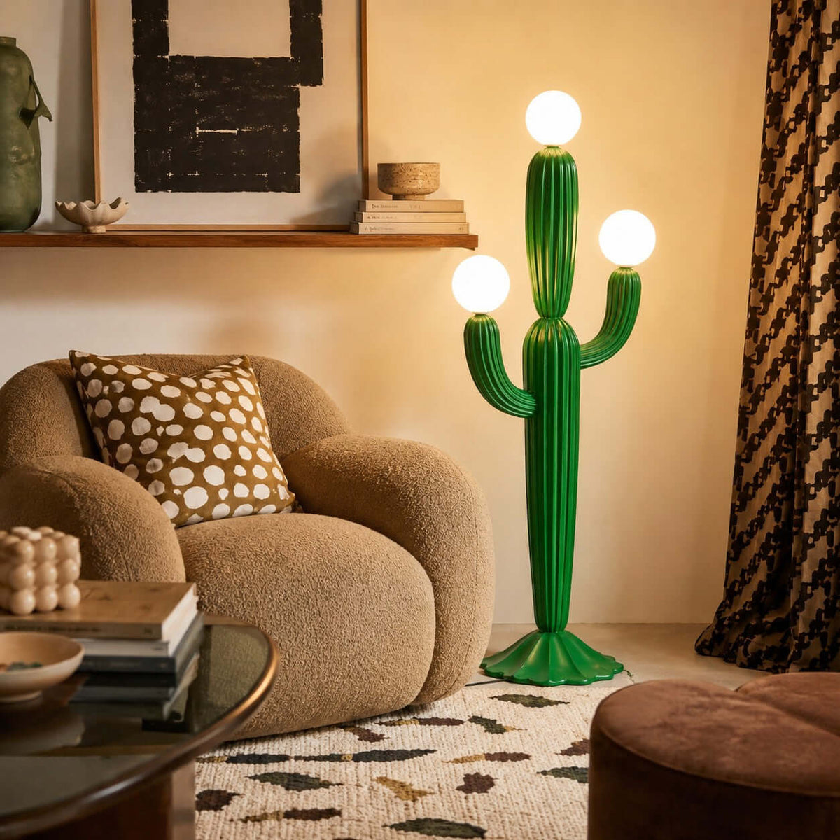 Lámpara de pie cactus Saguara en un salón luminoso – imagen 4