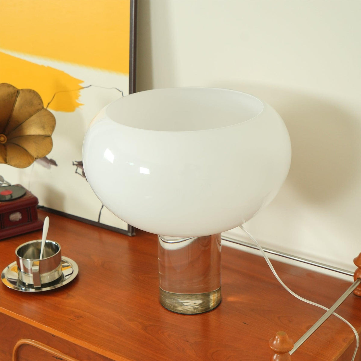 Lámpara de mesa de cristal Selunela – detalle de la pantalla y la base de cristal