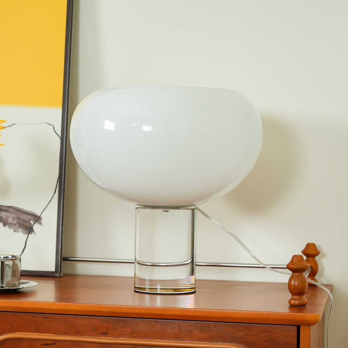 Lámpara de mesa de cristal Selunela – pantalla blanca apagada