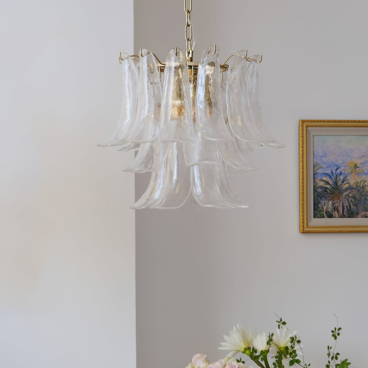 Lámpara de araña de pétalos de cristal Sépala en un comedor elegante – imagen 10