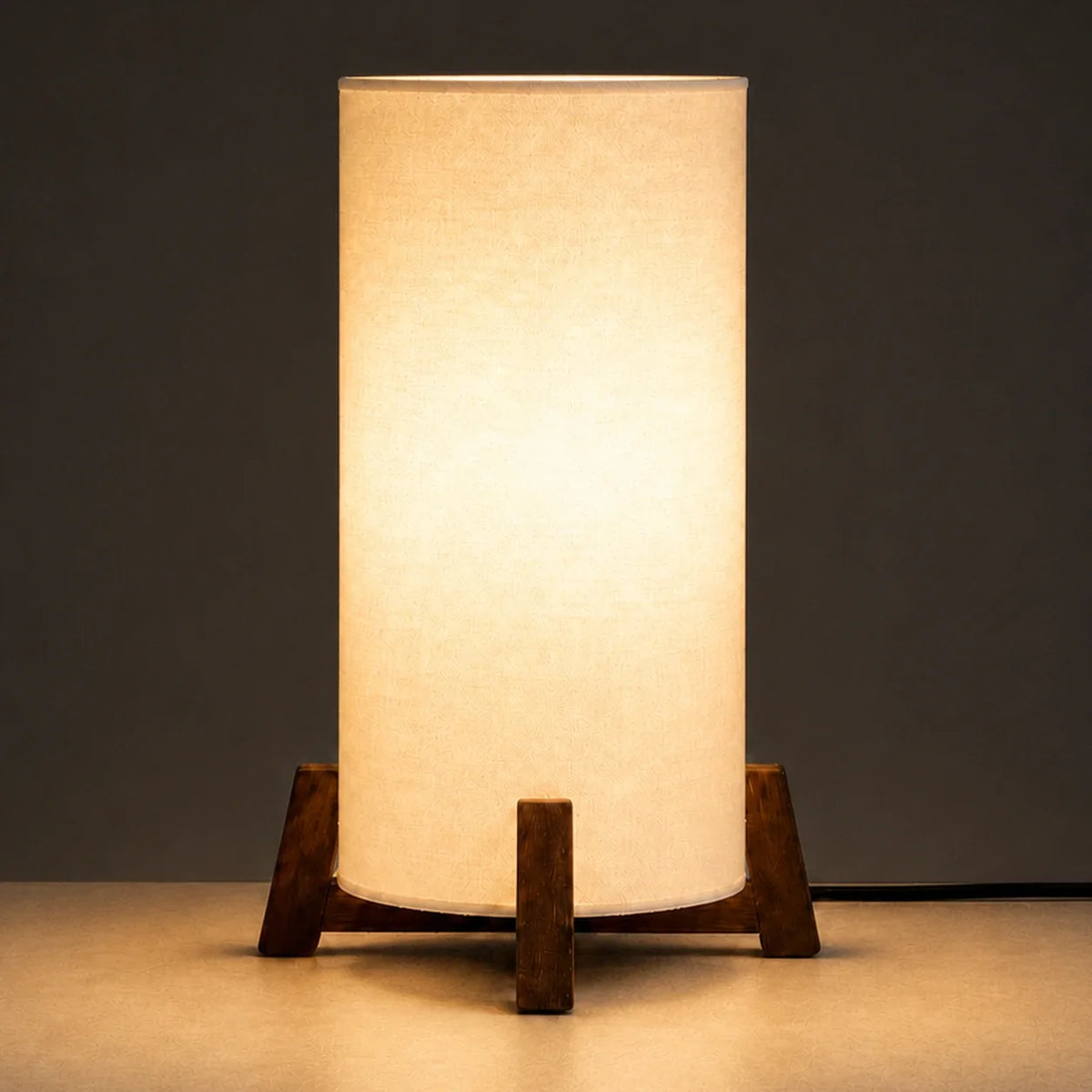 Lámpara de mesa estilo japonés Nalina – vista principal
