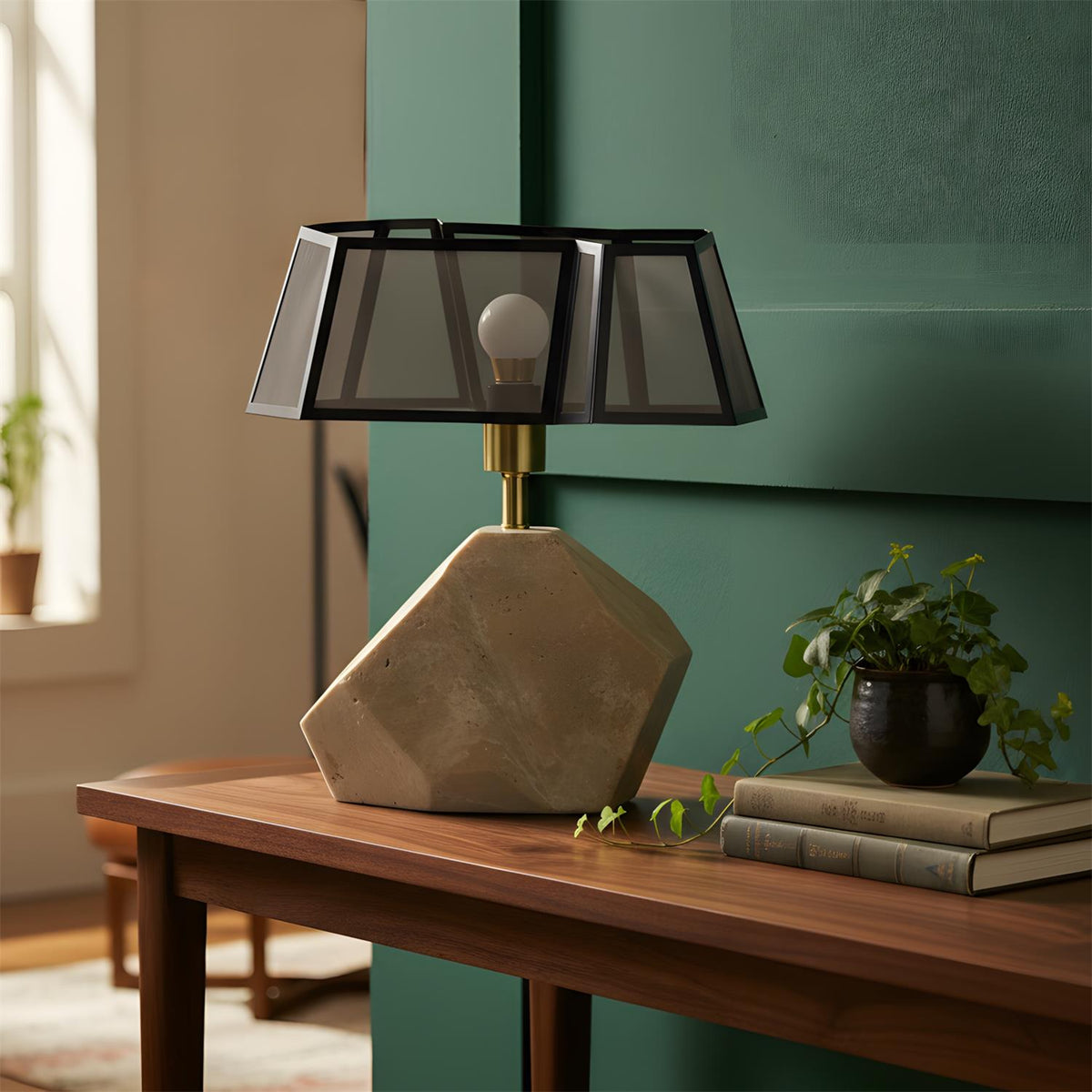 Lámpara de mesa de travertino Tallisca en un salón de tonos naturales – imagen 7