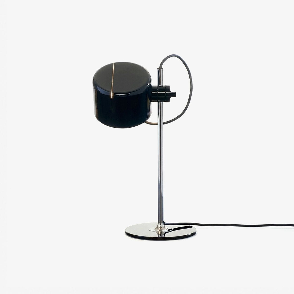 Lámpara de mesa retro de metal Tamboria – en negro brillante