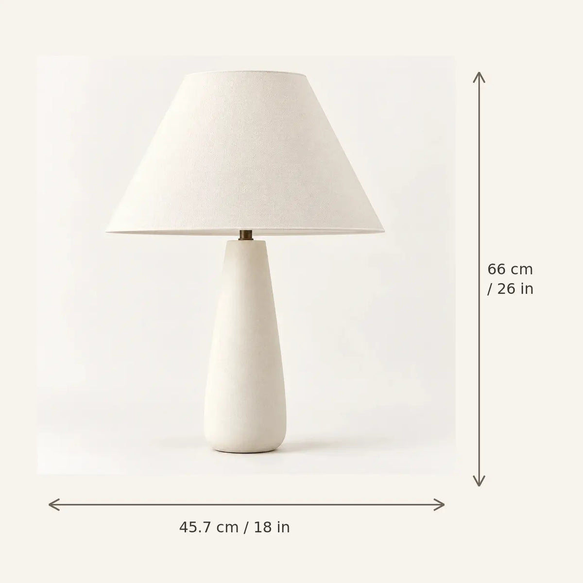 Lámpara de mesa cónica moderna Dolera – dimensiones 45,7 x 66 cm