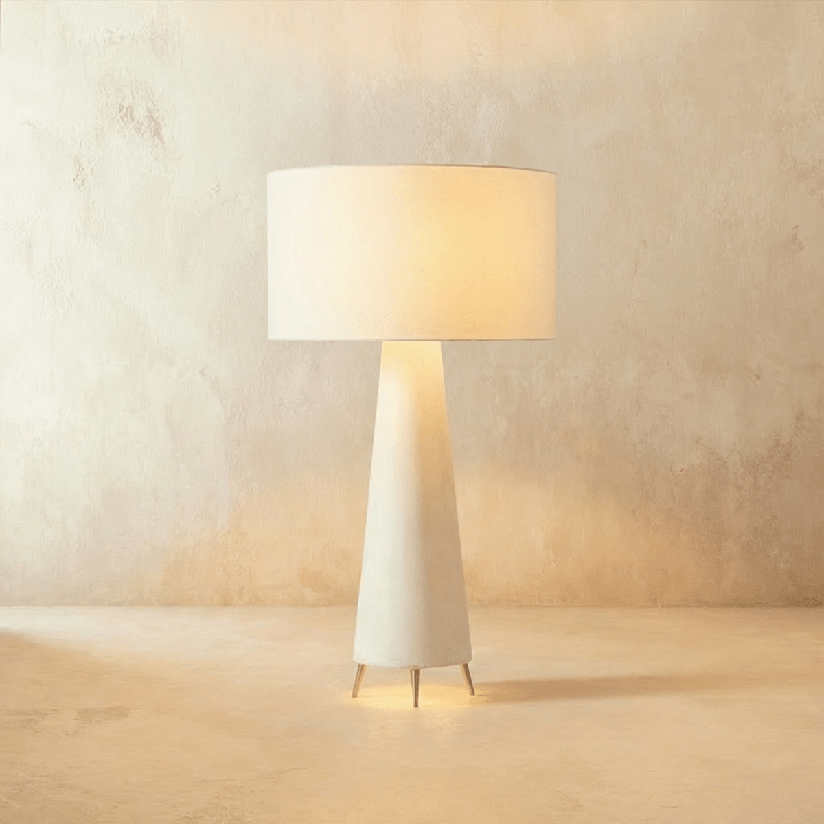 Lámpara de pie de tela Tapisa – tamaño Ø 56 × 91 cm