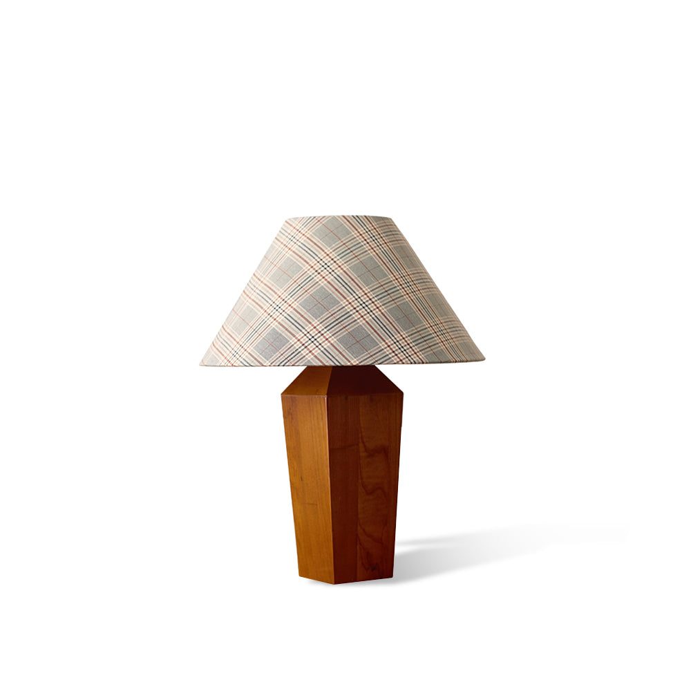 Lámpara de mesa de nogal Tartela – vista principal