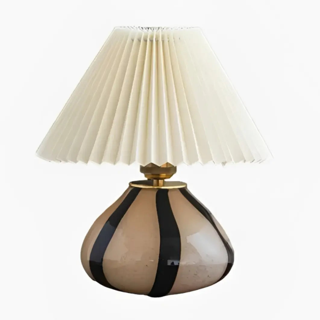 Lámpara de mesa de vidrio con pantalla plisada Tesira – base de vidrio con rayas negras