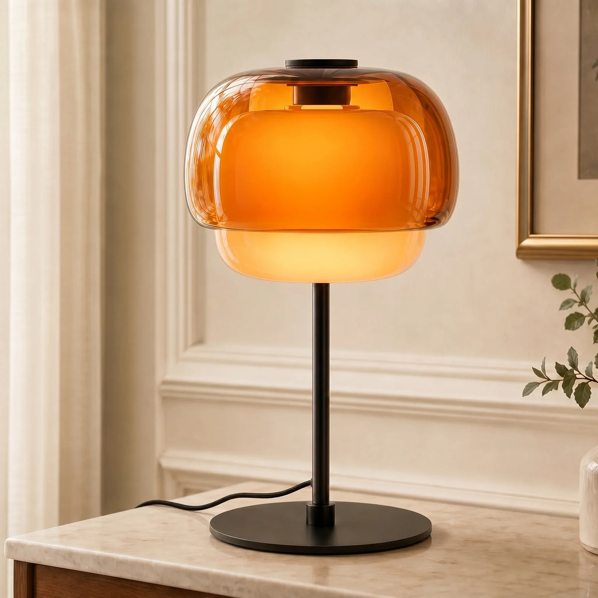 Lámpara de mesa de cristal de color Tinova – vista principal