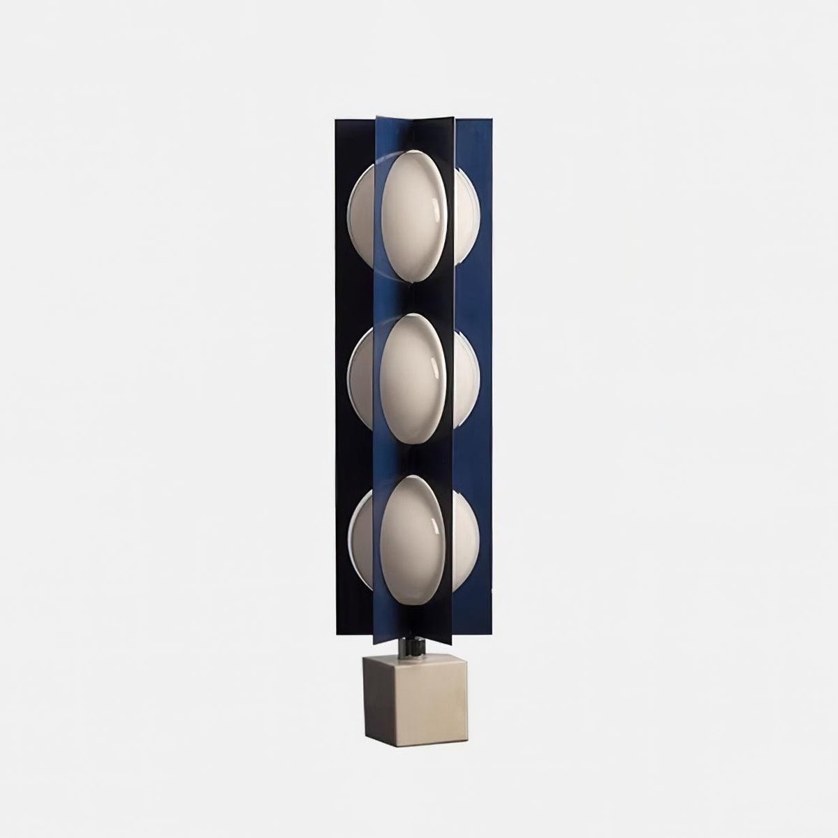 Lámpara de pie LED escultórica azul Toteva – tres globos sobre fondo blanco
