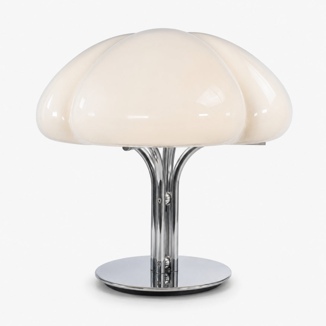 Lámpara de mesa retro de cristal Trevola – en blanco con pie cromado