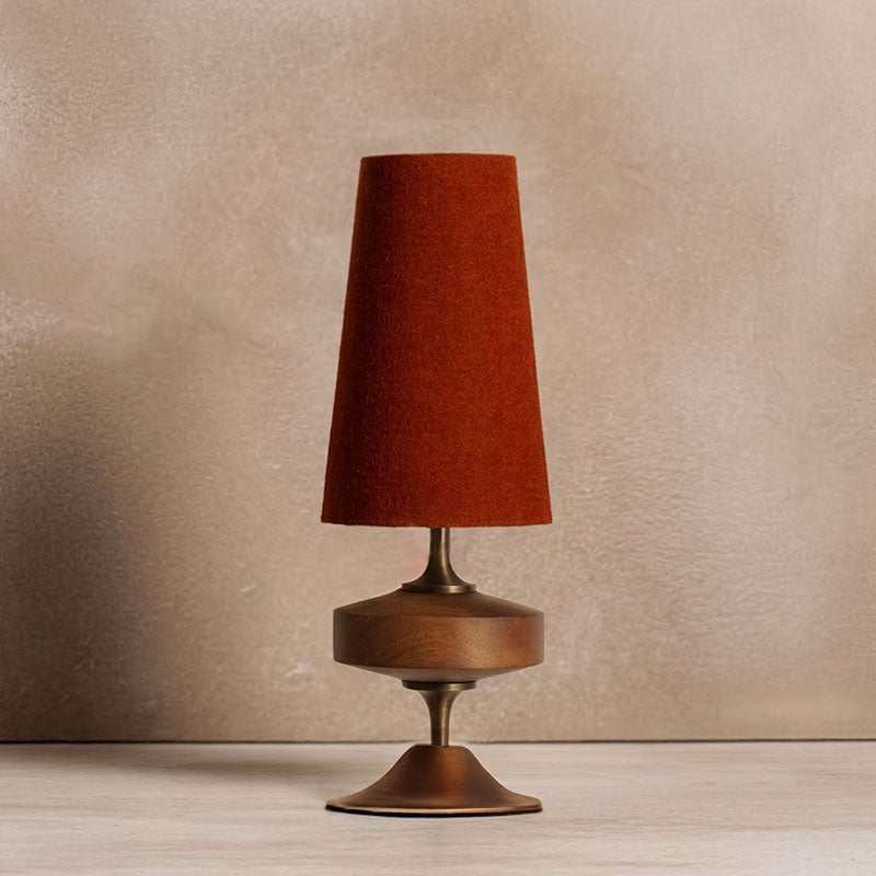 Lámpara de mesa de madera torneada Tulvia – con pantalla rojo teja