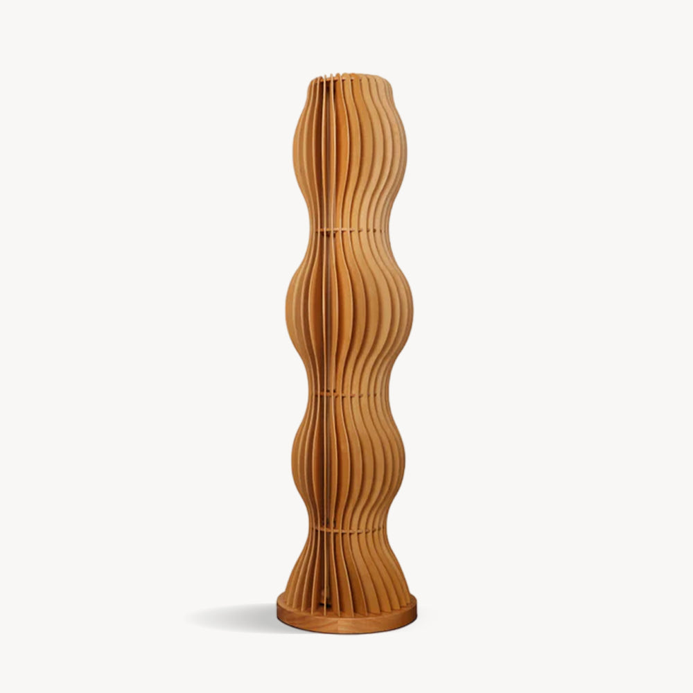 Lámpara de pie de madera ondulada Vaivela – vista principal