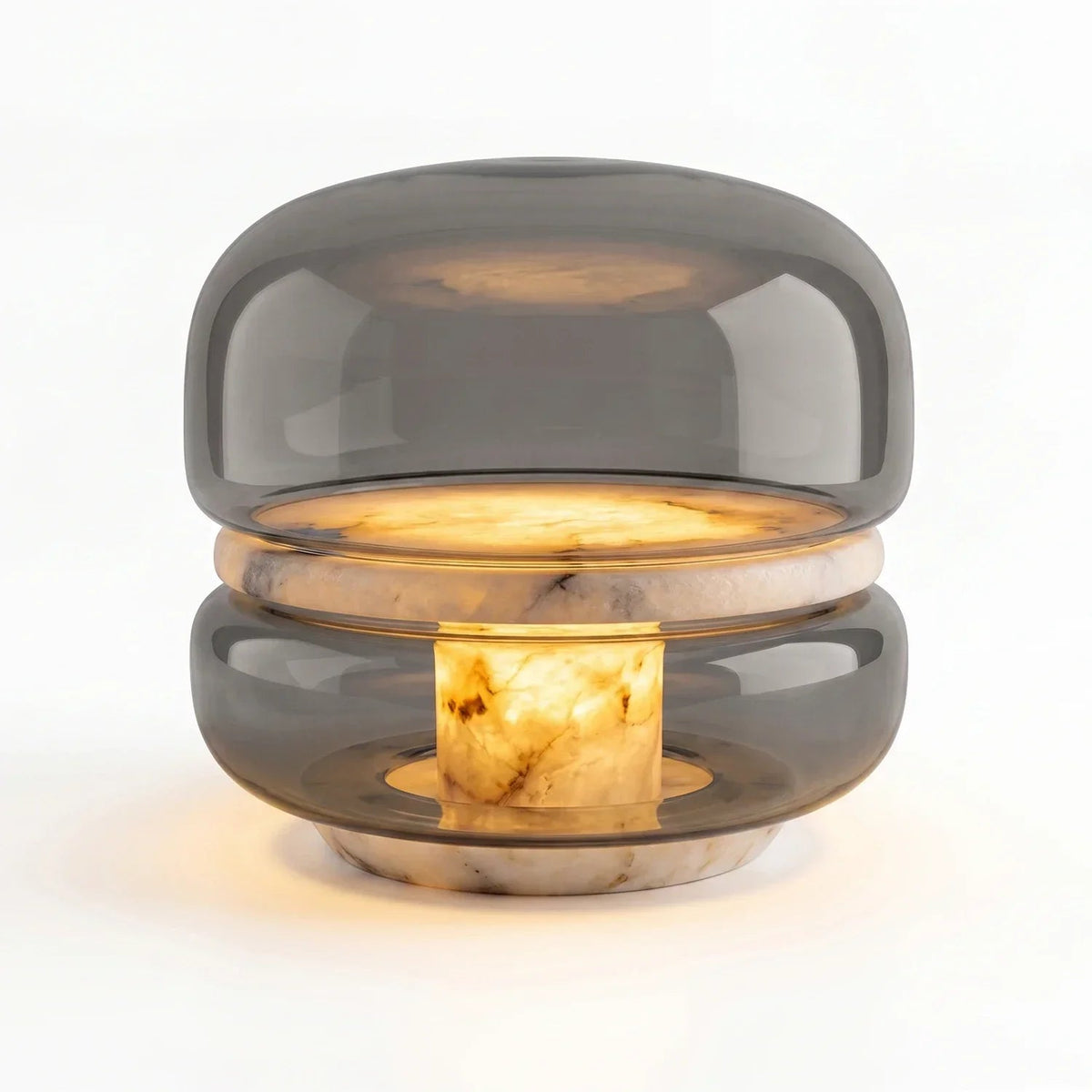 Lámpara de mesa de alabastro Velaba – con cristal ahumado sobre fondo blanco