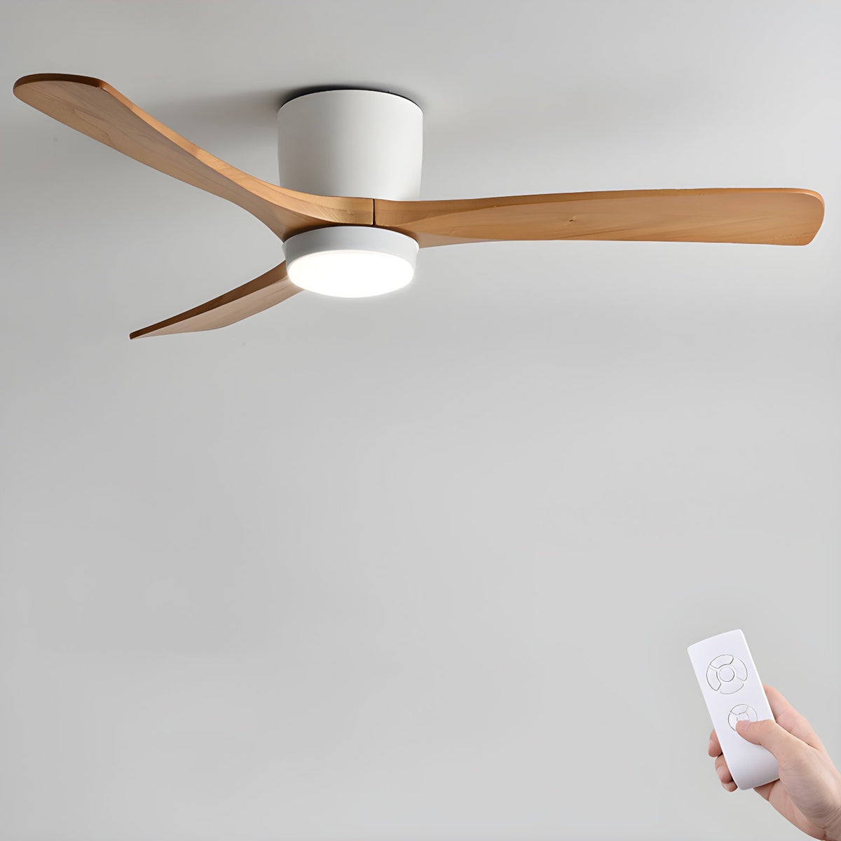 Ventilador de techo con luz Alisio – blanco y madera natural