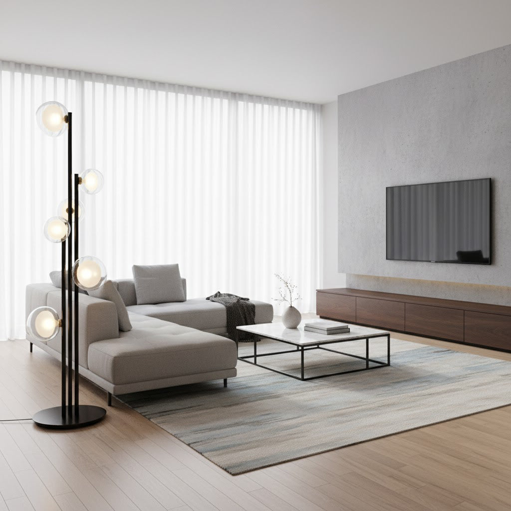Lámpara de pie con discos de cristal Vesilia en un salón moderno – imagen 5