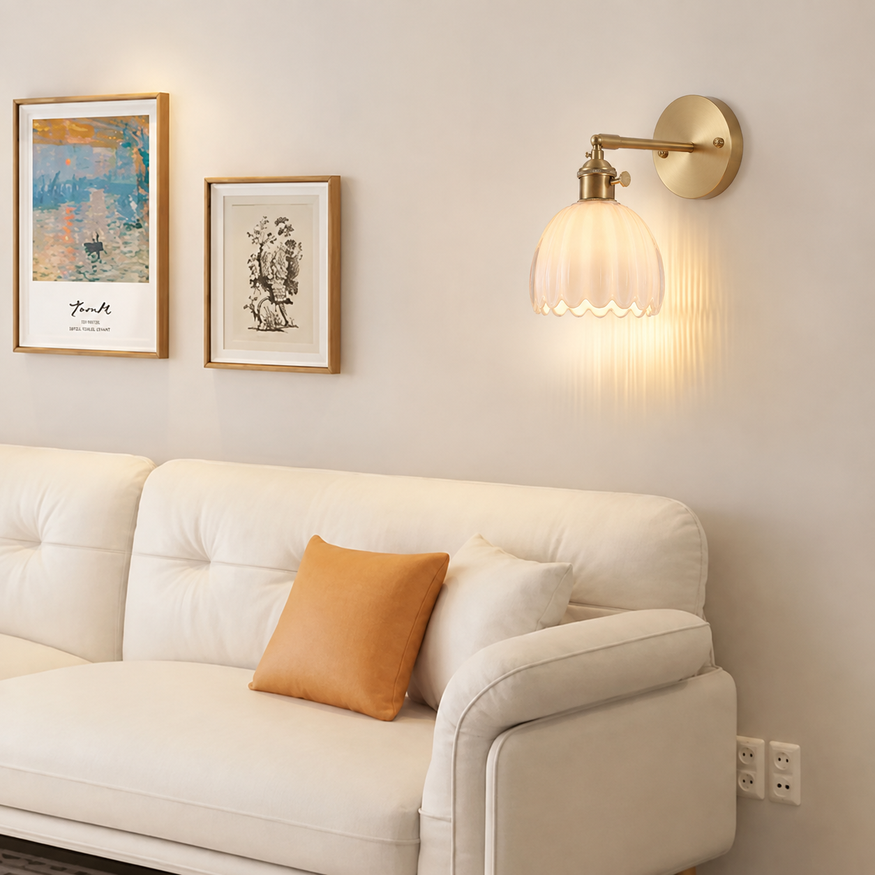 ForjaLuz - Lámpara de Pared Moderna con Toques de Oro