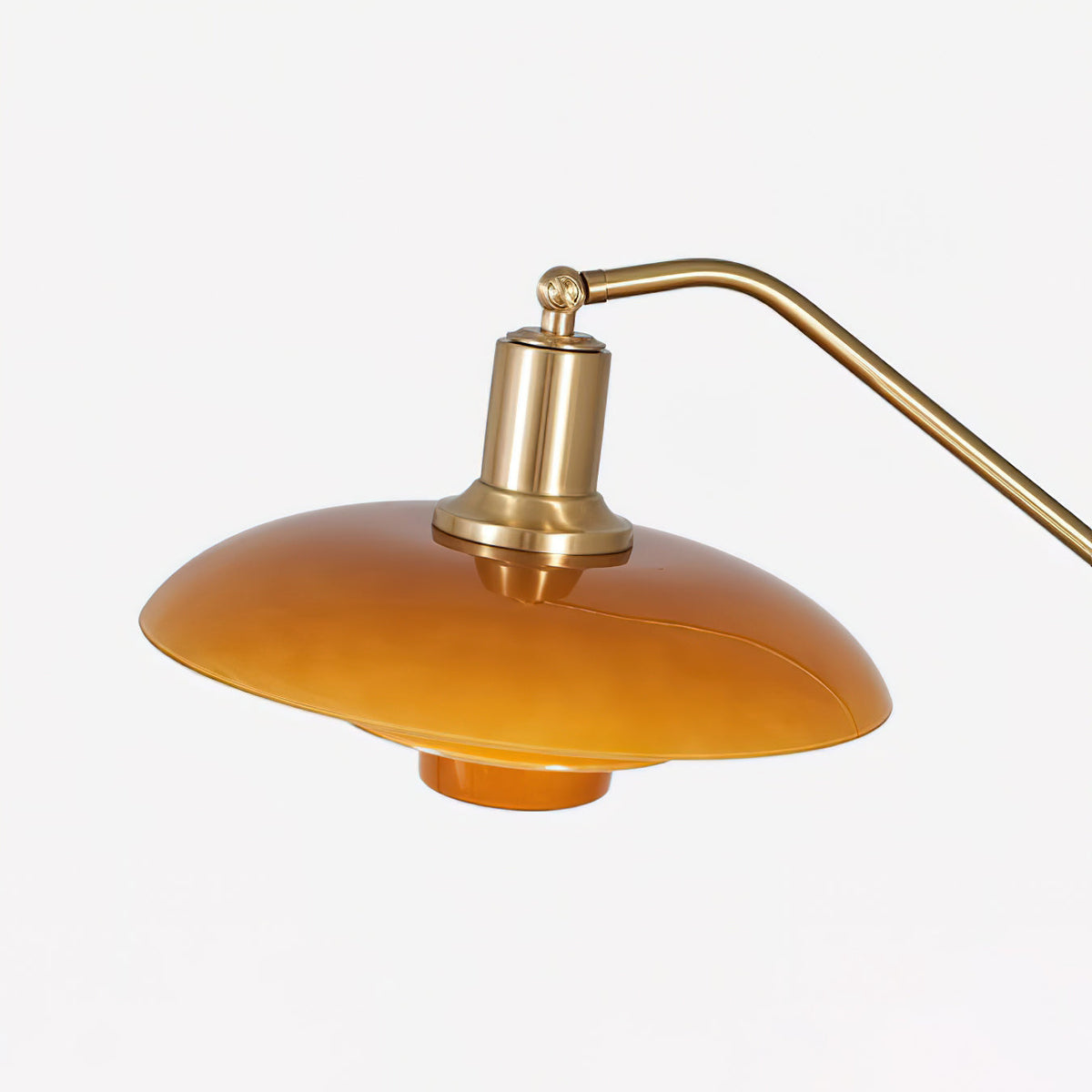 Lámpara de pie orientable Zafrana en un salón moderno – imagen 13