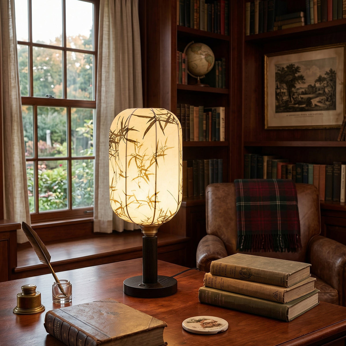 Lámpara de mesa farol japandi Zenaya en un estudio acogedor – imagen 10